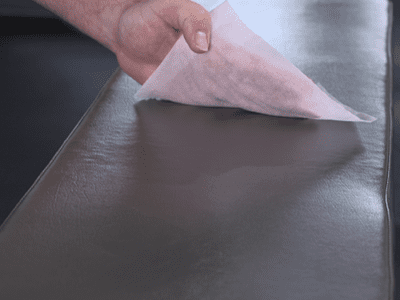Hand wiping bench.